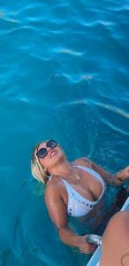 691558075: Chica busca chico en Ibiza