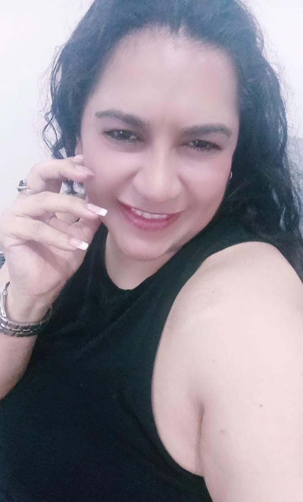 623435137: Chica busca chico en La Coruña