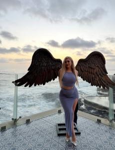 613551614: Chica busca chico en Lugo