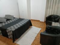 634070748: Chica busca chico en Valencia