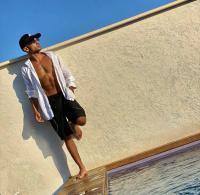 624576402: Chica busca chico en Ibiza