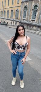 677913721: Transexual en Pontevedra