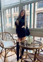 610780307: Chica busca chico en Barcelona