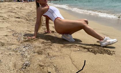 642544293: Chica busca chico en Barcelona