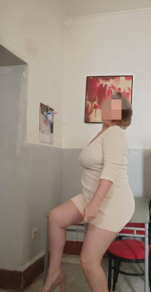 641144170: Chica busca chico en Cádiz