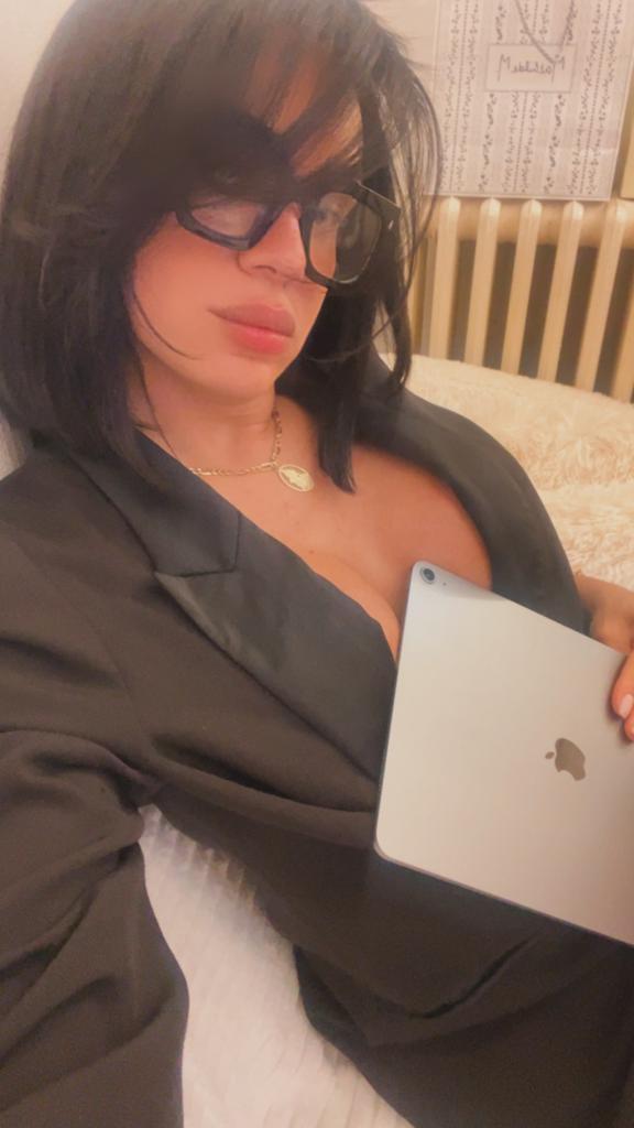 678554359: Chica busca chico en Mallorca