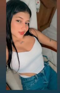 611306078: Chica busca chico en Murcia