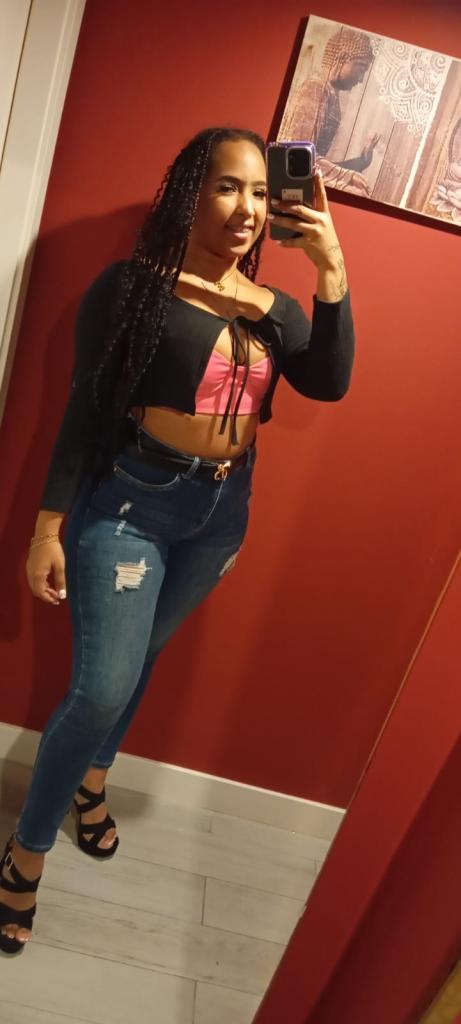 604172195: Chica busca chico en Madrid