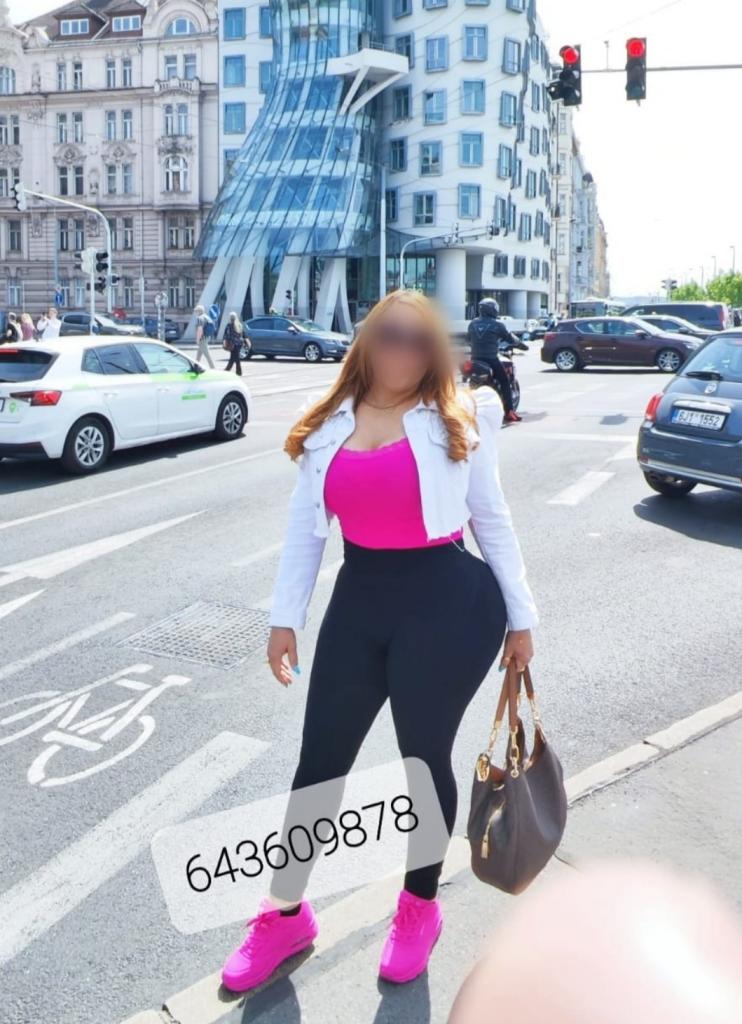 643609878: Chica busca chico en Granada