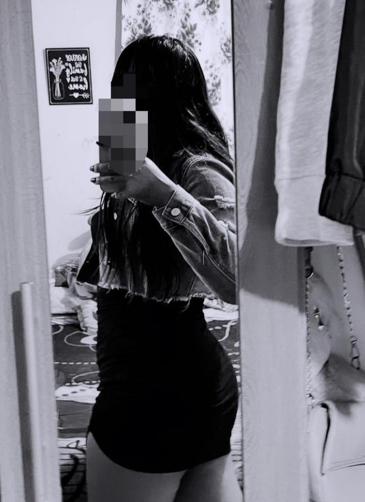 631703581: Chica busca chico en Soria