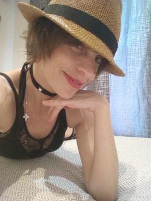 677384025: Chica busca chico en Tarragona