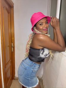 637952355: Chica busca chico en Málaga