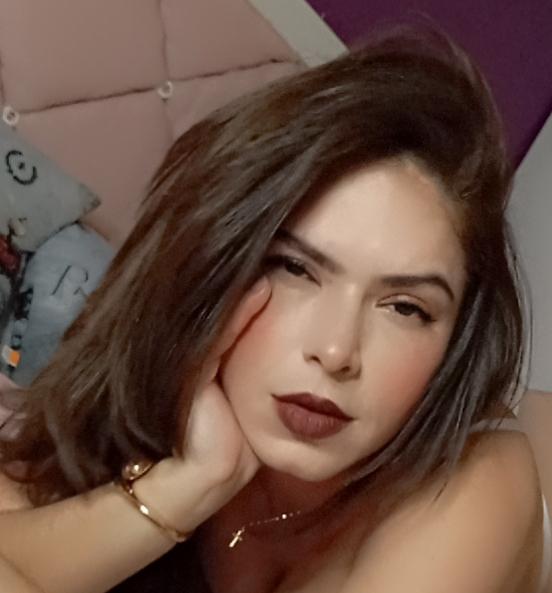 627040825: Chica busca chico en Barcelona