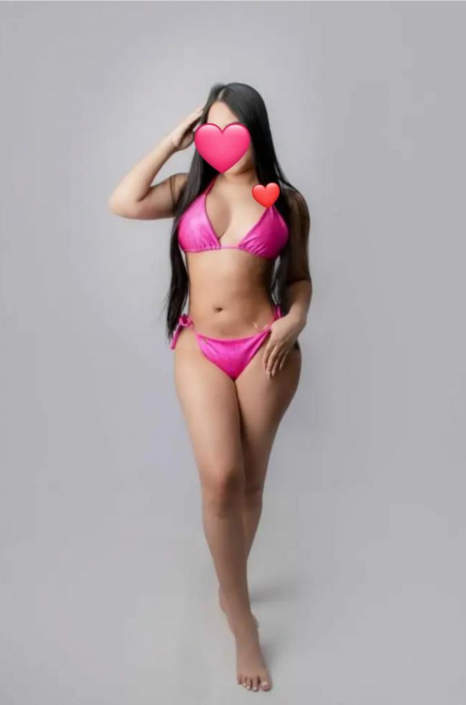 624492804: Chica busca chico en La Coruña