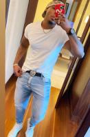 631036598: Chico busca chica en Barcelona