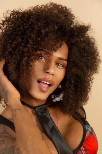 641146403: Travesti en Cantabria