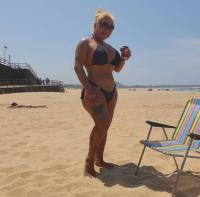 697917643: Transexual en Lugo