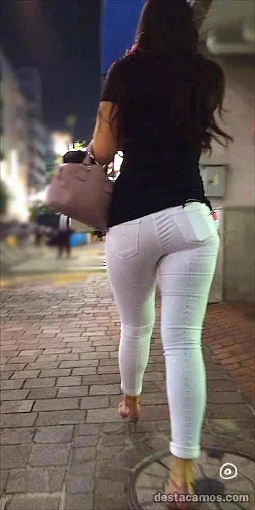 612429027: Chica busca chico en Madrid