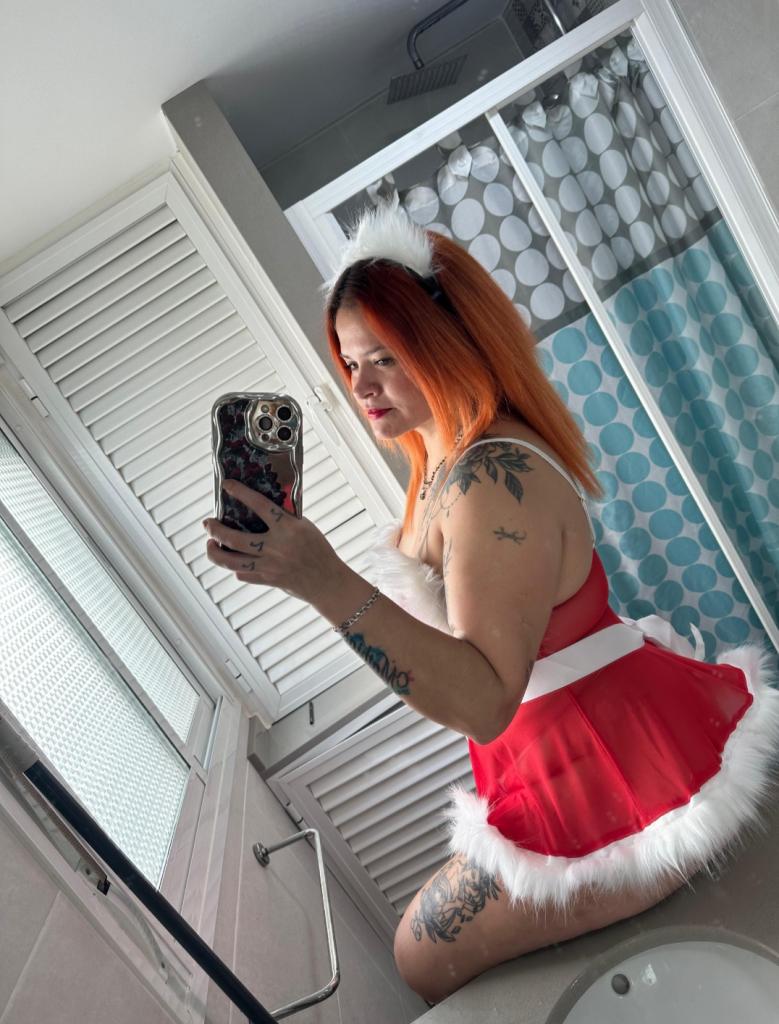 677308085: Chica busca chico en León