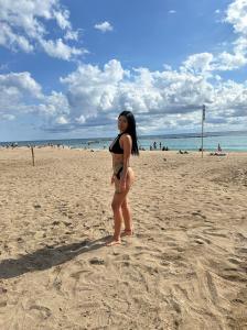 642449172: Chica busca chico en Barcelona