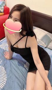 667426769: Chica busca chico en Barcelona