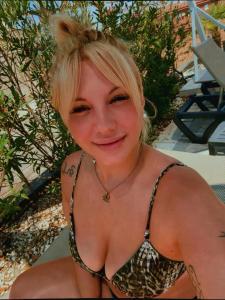 613860490: Chica busca chico en Málaga