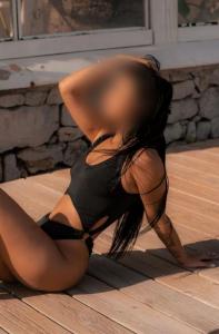 632115375: Chica busca chico en Málaga