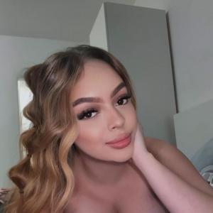 613667745: Chica busca chico en Alicante