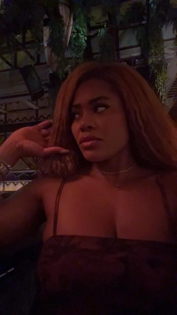 Chica busca chico en Madrid: Chica busca chico