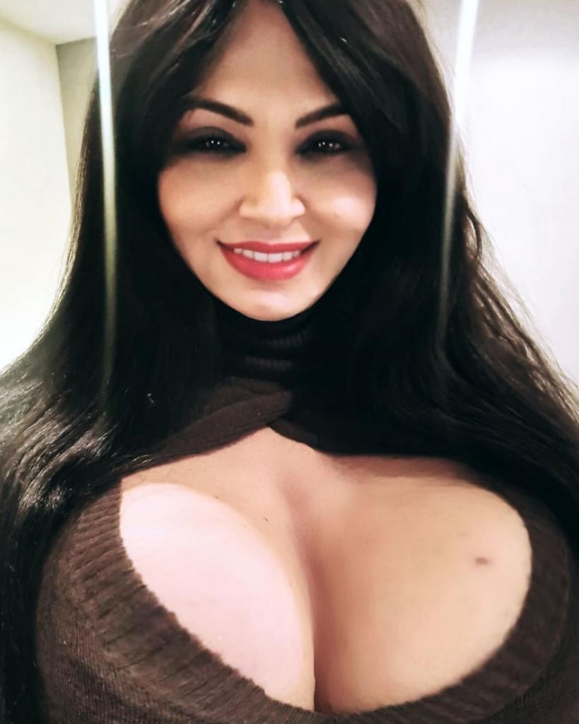 677396678: Transexual en Cantabria