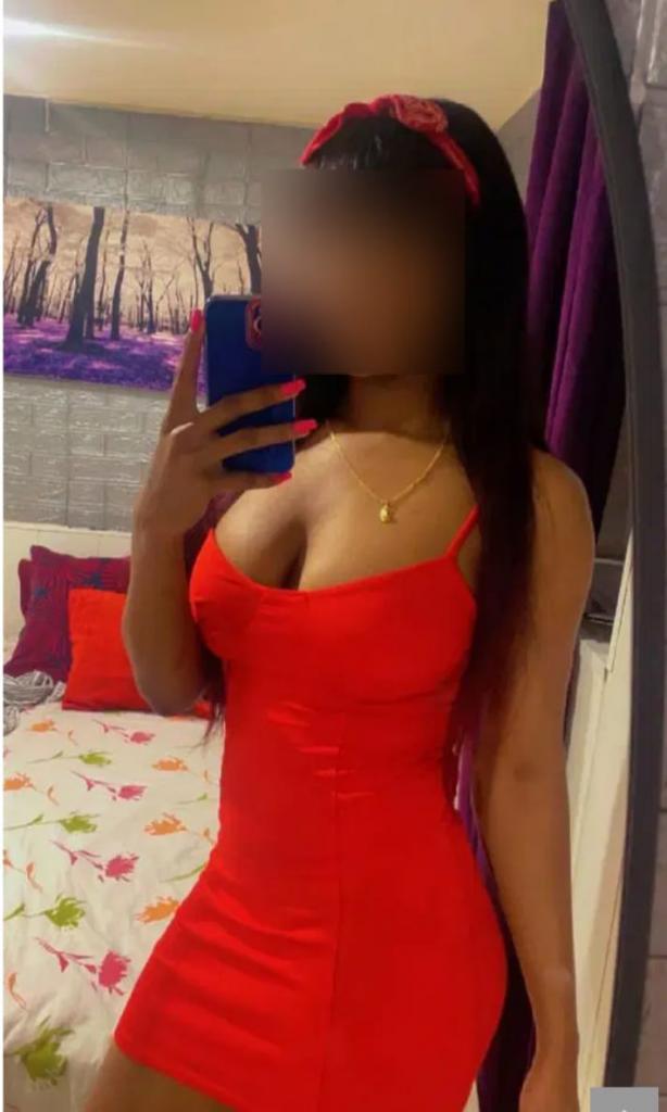 641392345: Chica busca chico en Lugo