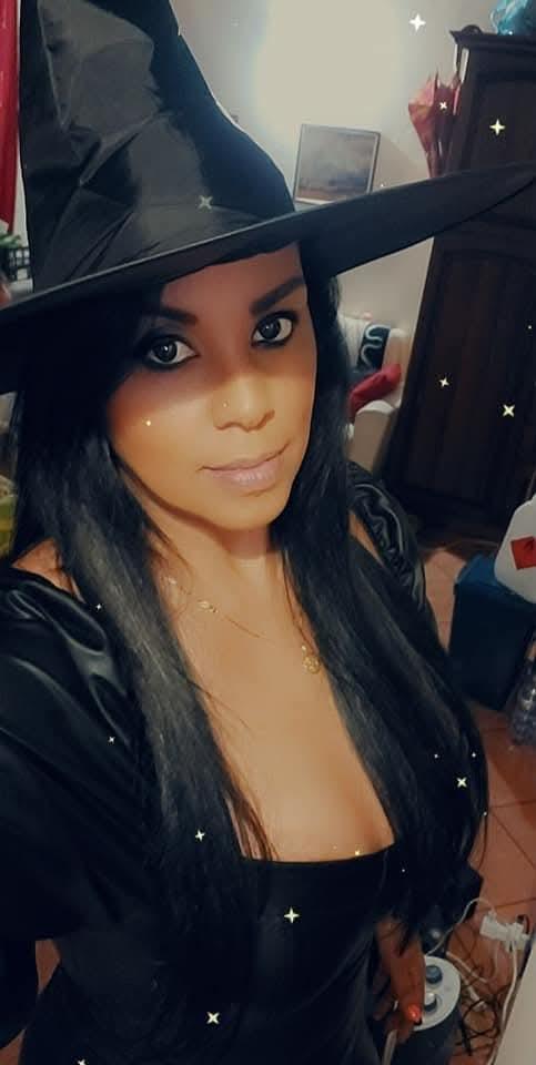 Chica busca chico en Málaga: Chica busca chico