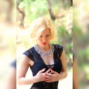 663589874: Chica busca chico en Málaga