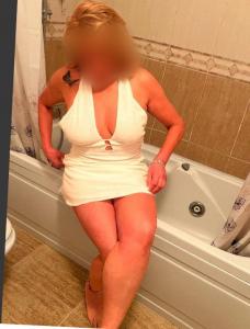 642716709: Chica busca chico en Granada