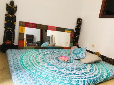 623385446: Chica busca chico en Las Palmas