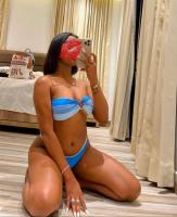 614592034: Chica busca chico en Sevilla