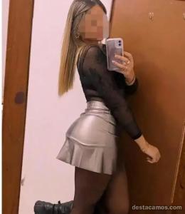 672589687: Chica busca chico en Barcelona