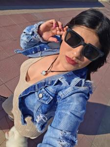 Chica busca chico en Cádiz: 