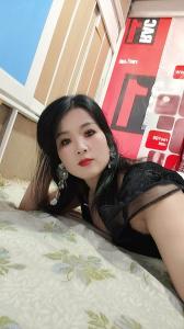 678672247: Chica busca chico en Barcelona