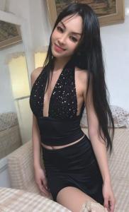 678672247: Chica busca chico en Barcelona