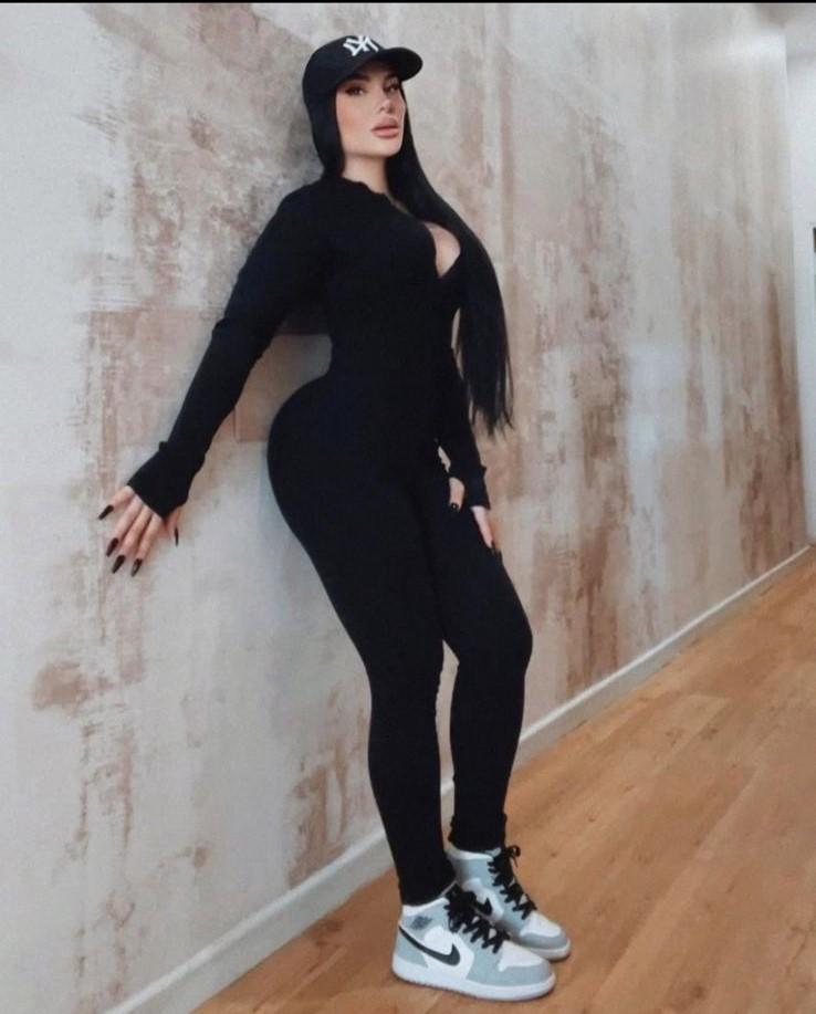 613946755: Chica busca chico en Alicante