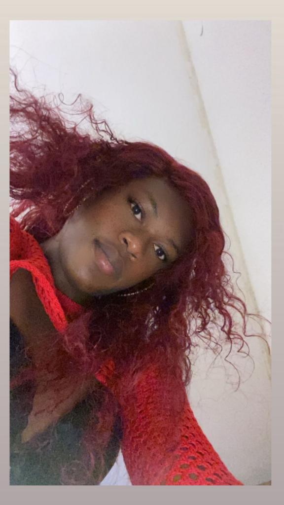 687123603: Travesti en Barcelona