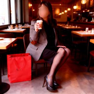 689524334: Chica busca chico en Zaragoza