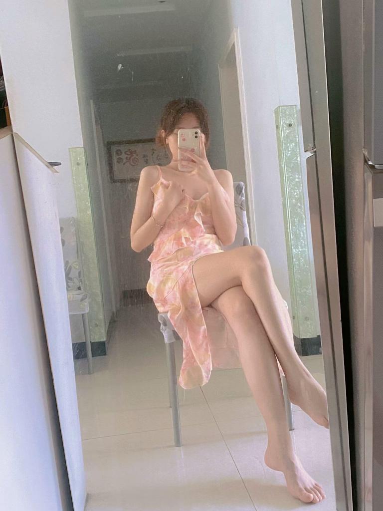 654128177: Chica busca chico en Madrid