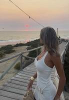 666401195: Chica busca chico en Madrid