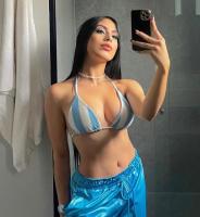 685804576: Chica busca chico en Málaga