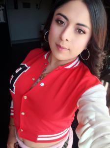 614369558: Transexual en Pontevedra