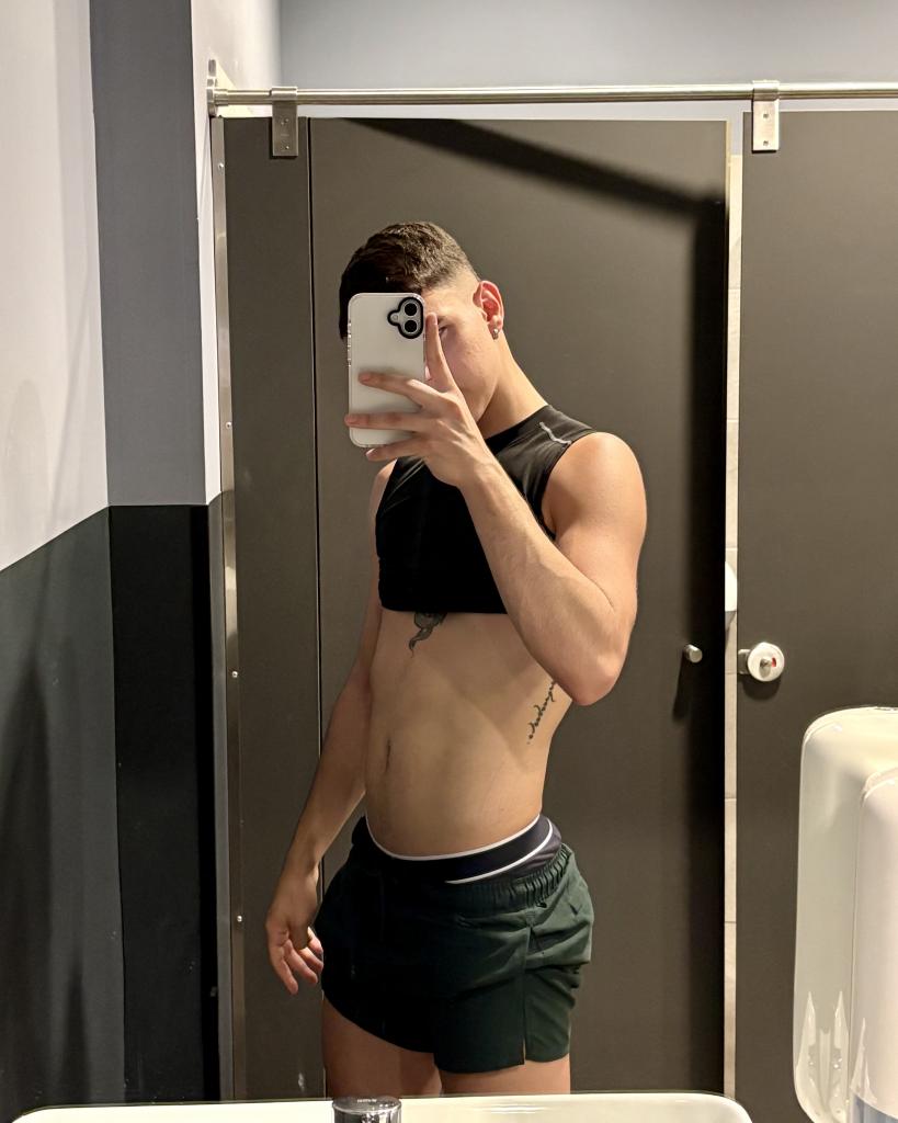 Chico busca chica en Las Palmas: 