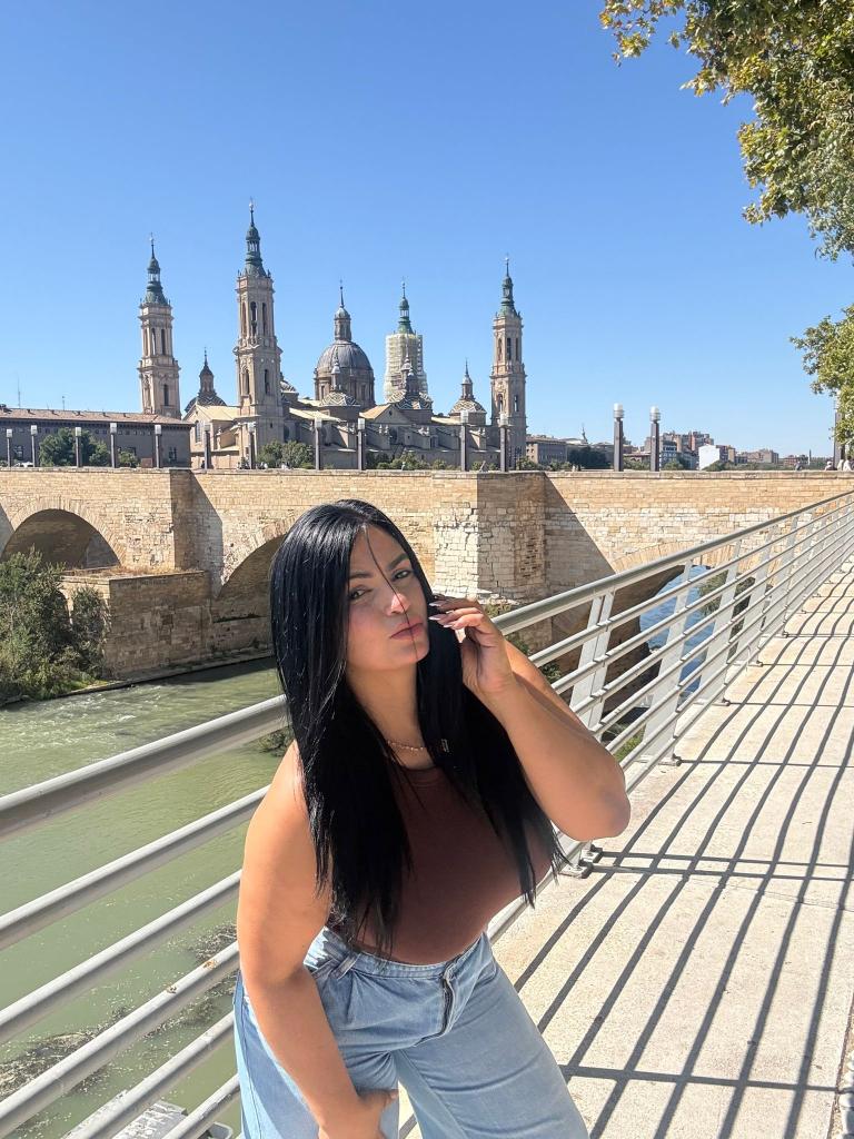 641725087: Chica busca chico en Valencia