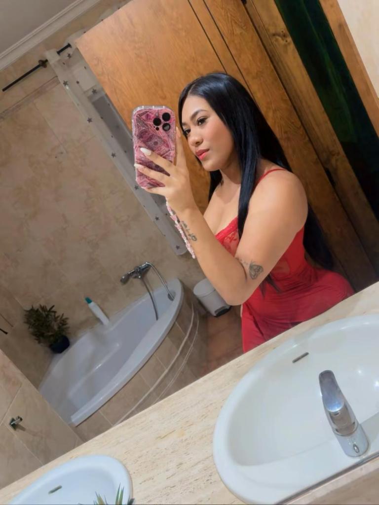 617508073: Chica busca chico en Las Palmas